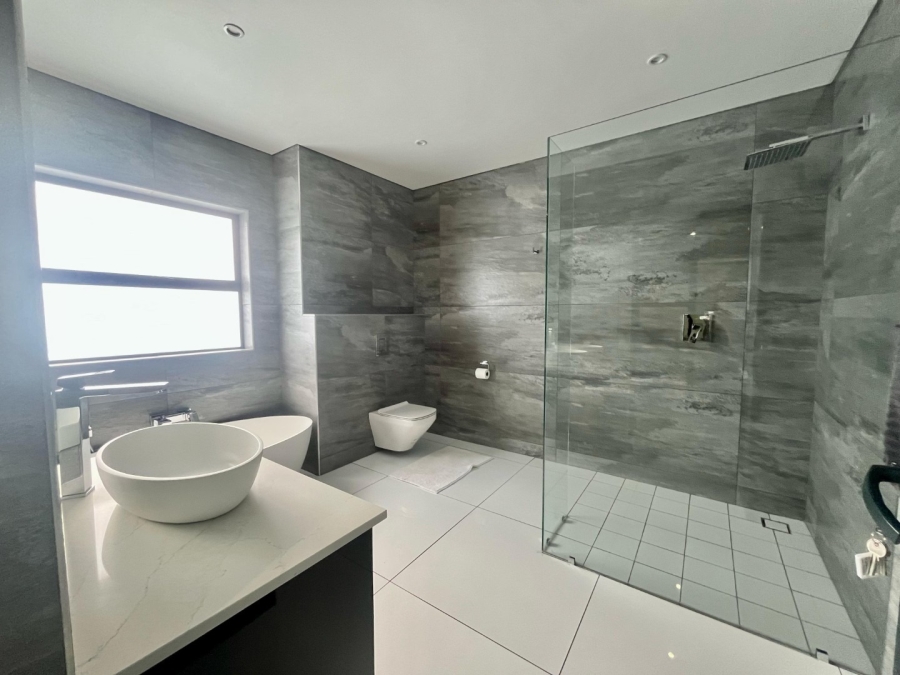 5 Bedroom Property for Sale in Cashan North West